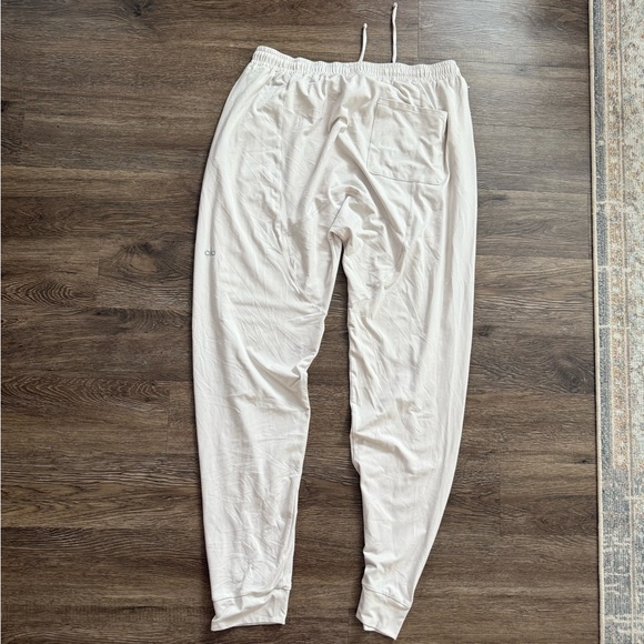 ALO Conquer Revitalize Pant - Picture 7 of 9